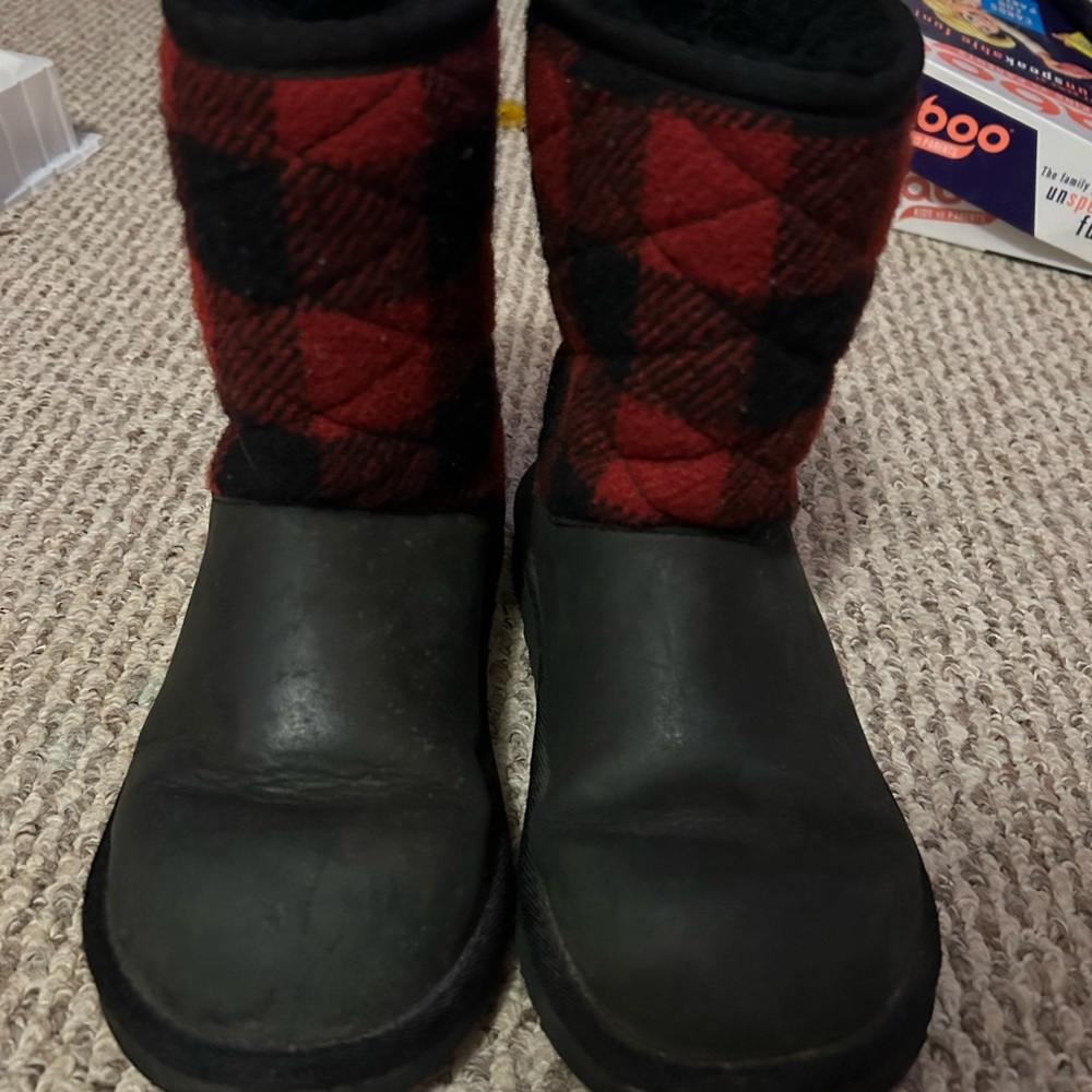 Plaid black and red Uggs